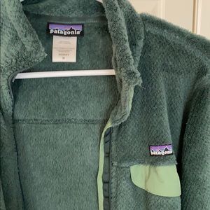 Patagonia green fleece full zip, Sz M